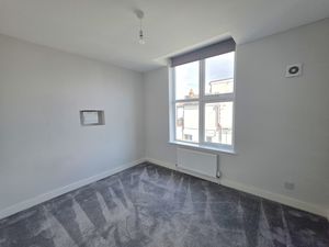 Bedroom- click for photo gallery